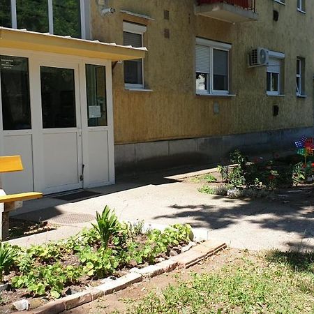 Royal Apartman Eger Extérieur photo