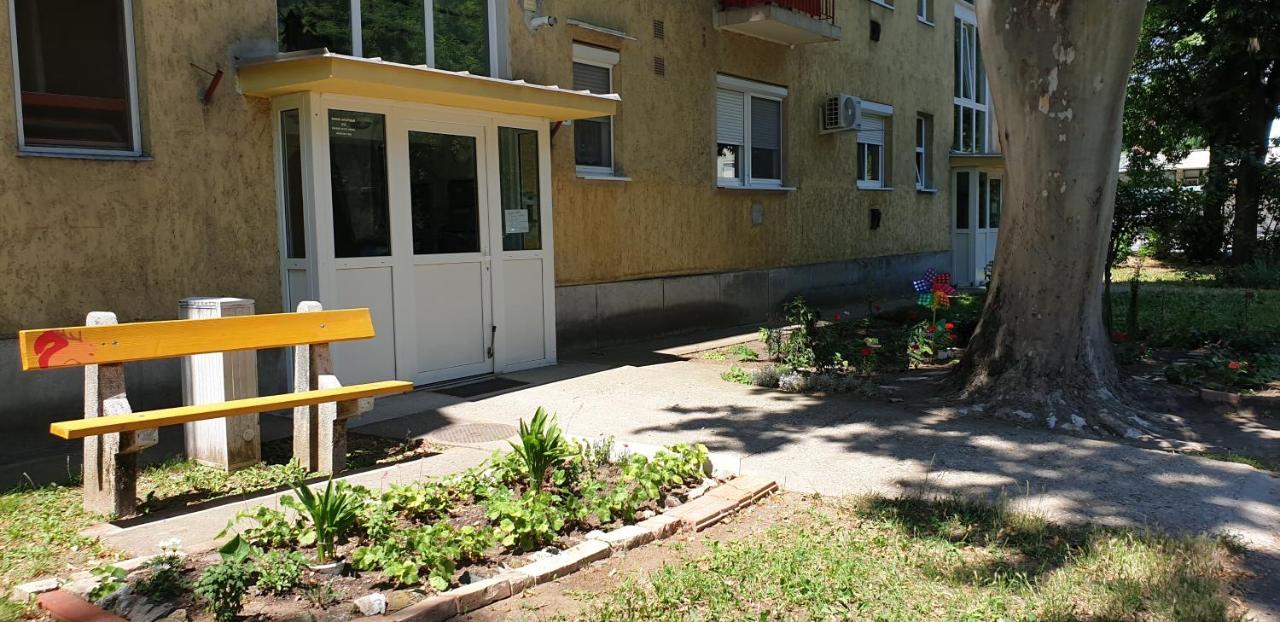 Royal Apartman Eger Extérieur photo